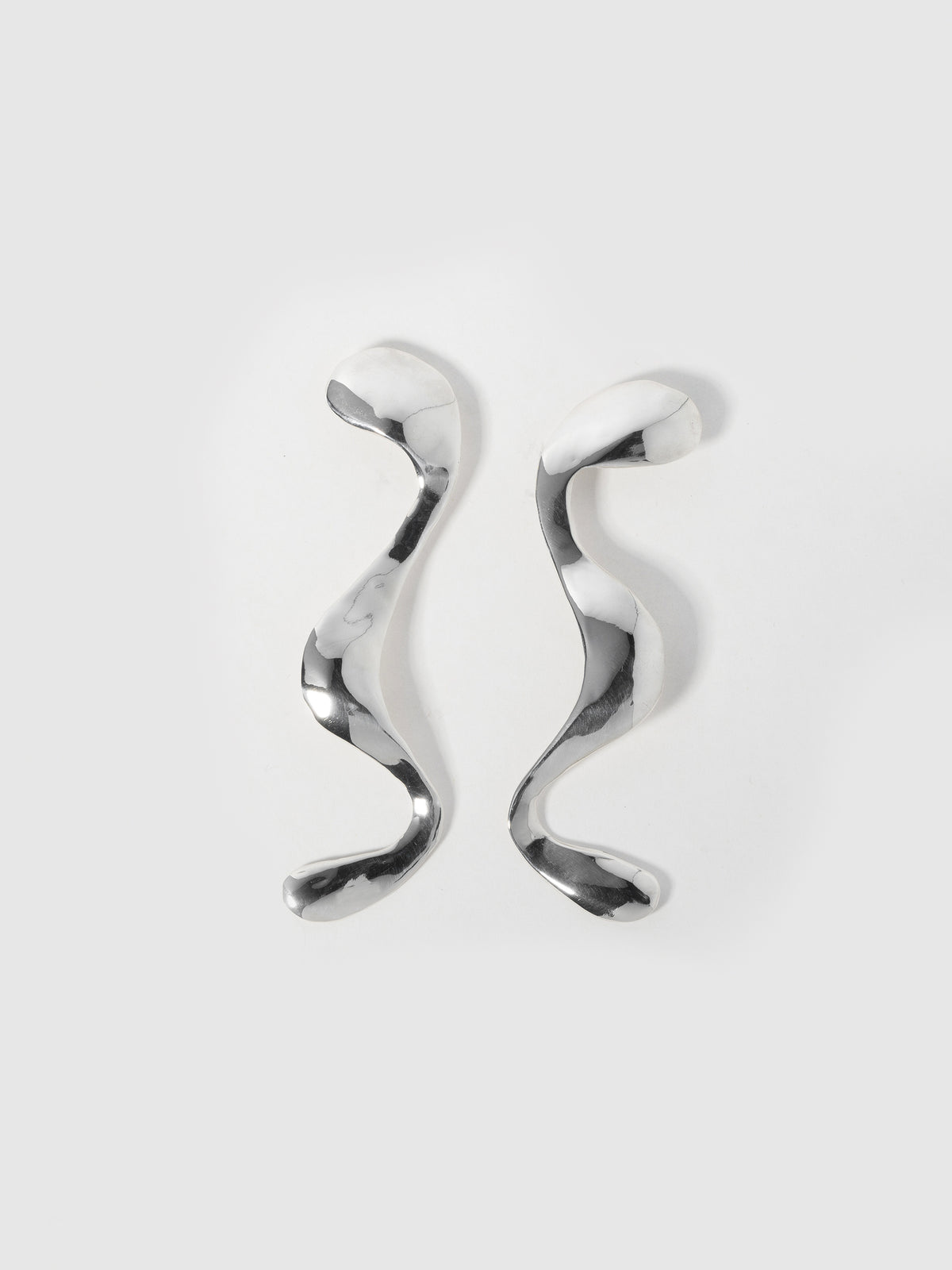 Product image of FARIS VIVA Earrings in Sterling Silver (front view)
