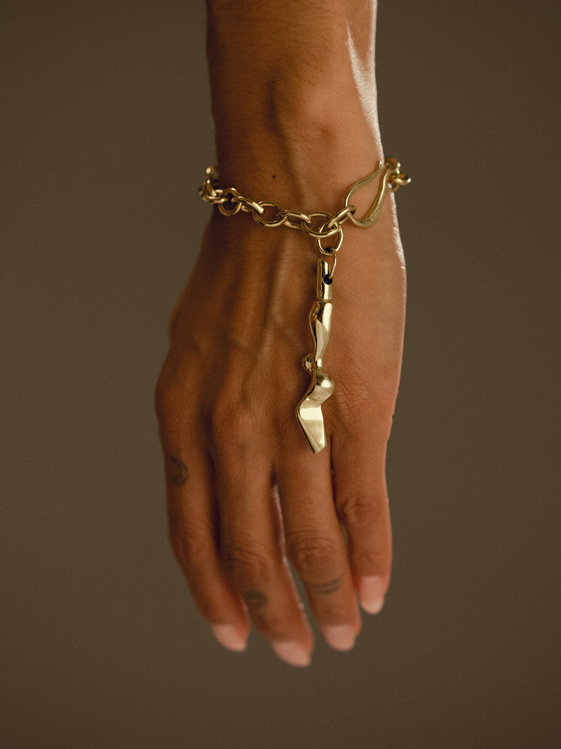 BRANCUSI bracelet in gold plated bronze on model