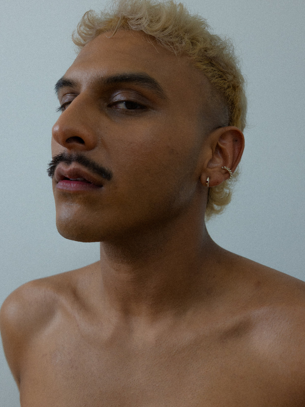 DEW Stud