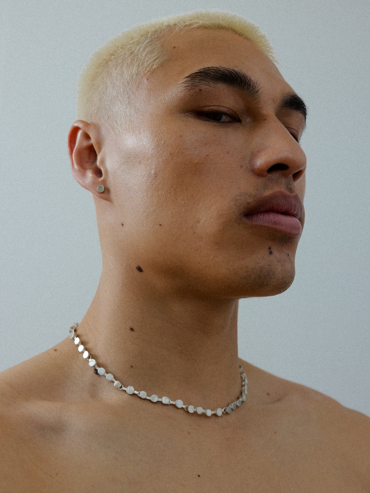 NAIL Collar