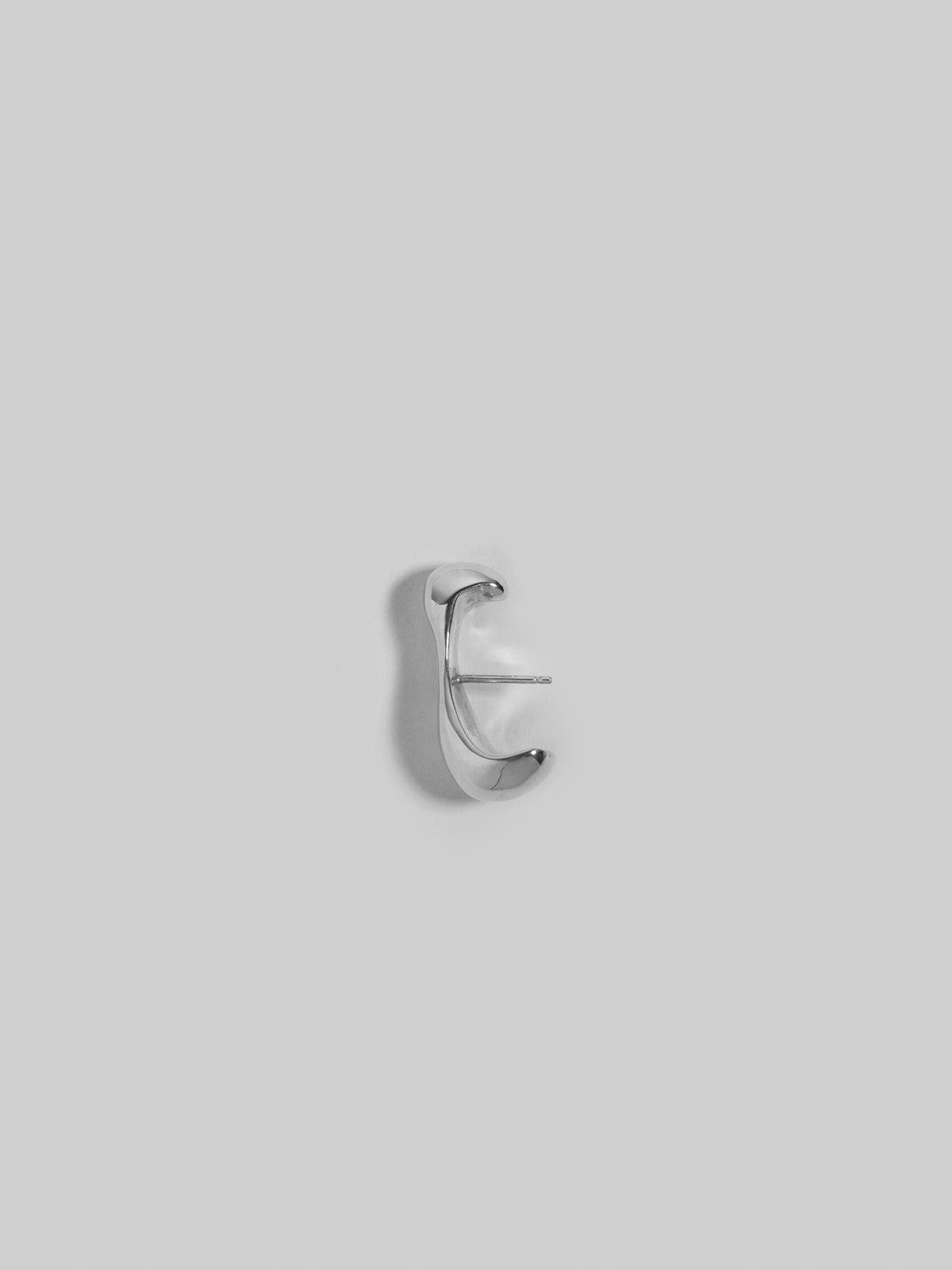 Product image of FARIS REST Stud in sterling silver (back/side view)