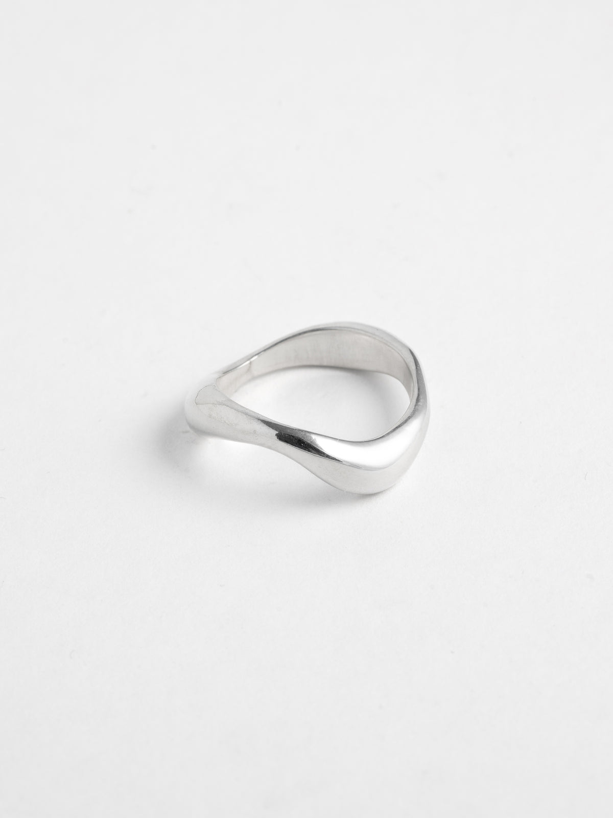 RIVER ring in sterling silver