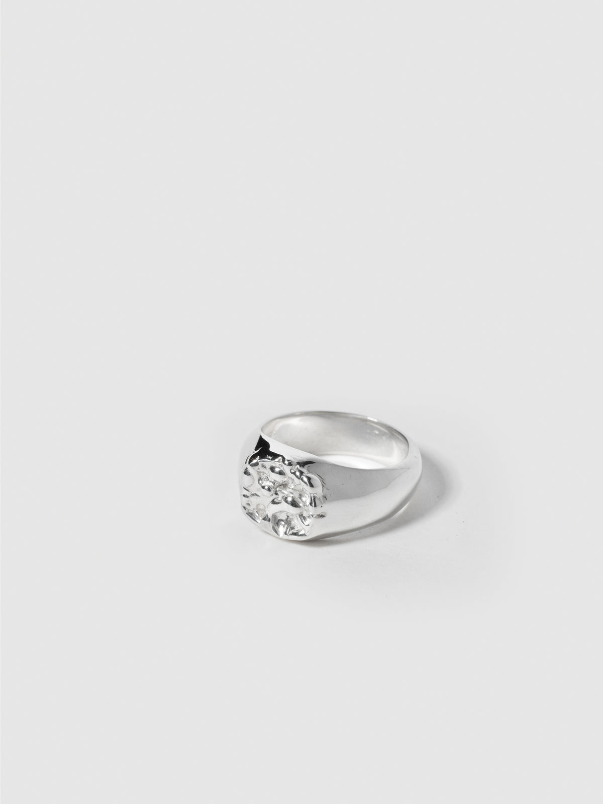 Product image of ROCA CROWN Signet in sterling silver