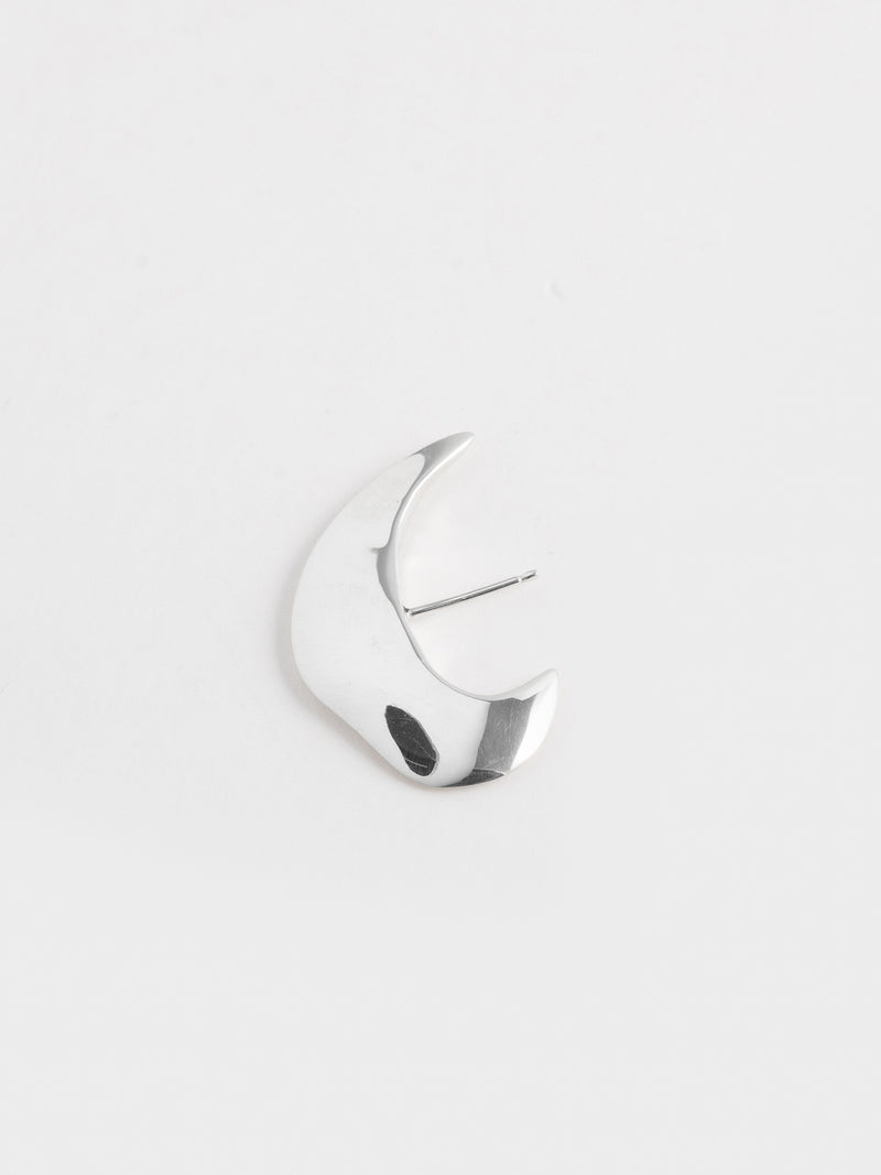 SAUCER stud in sterling silver