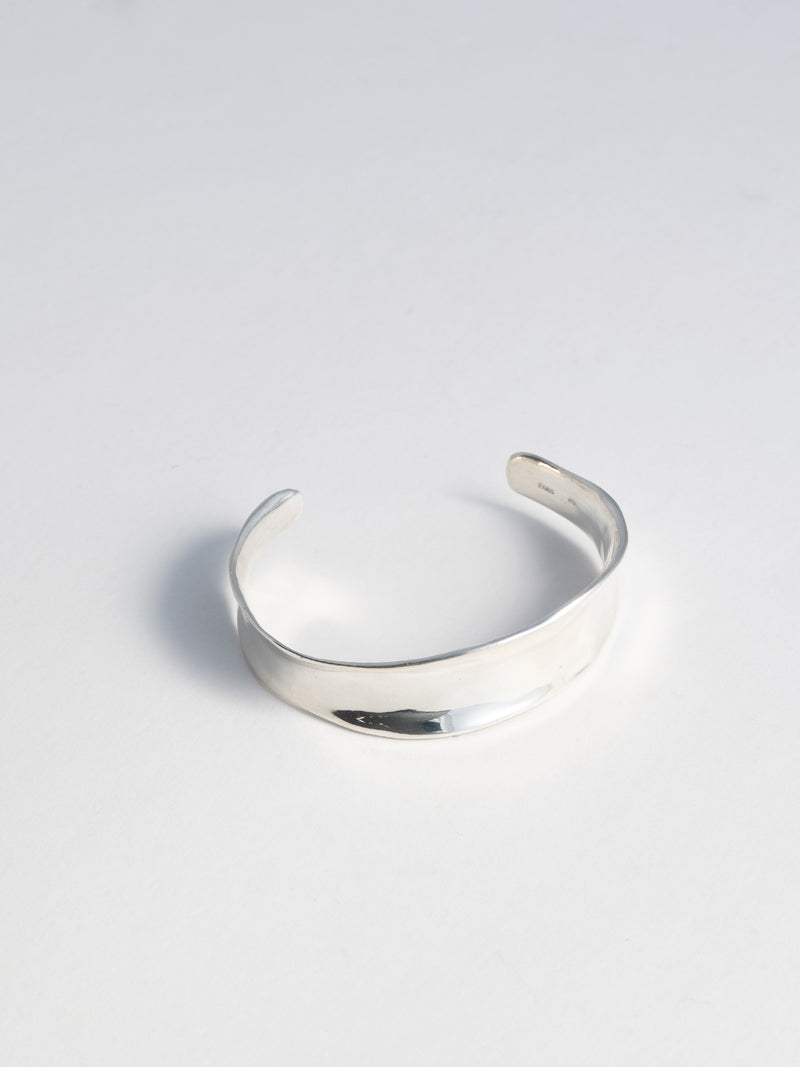 Product image of FARIS VERSUS Cuff in sterling silver
